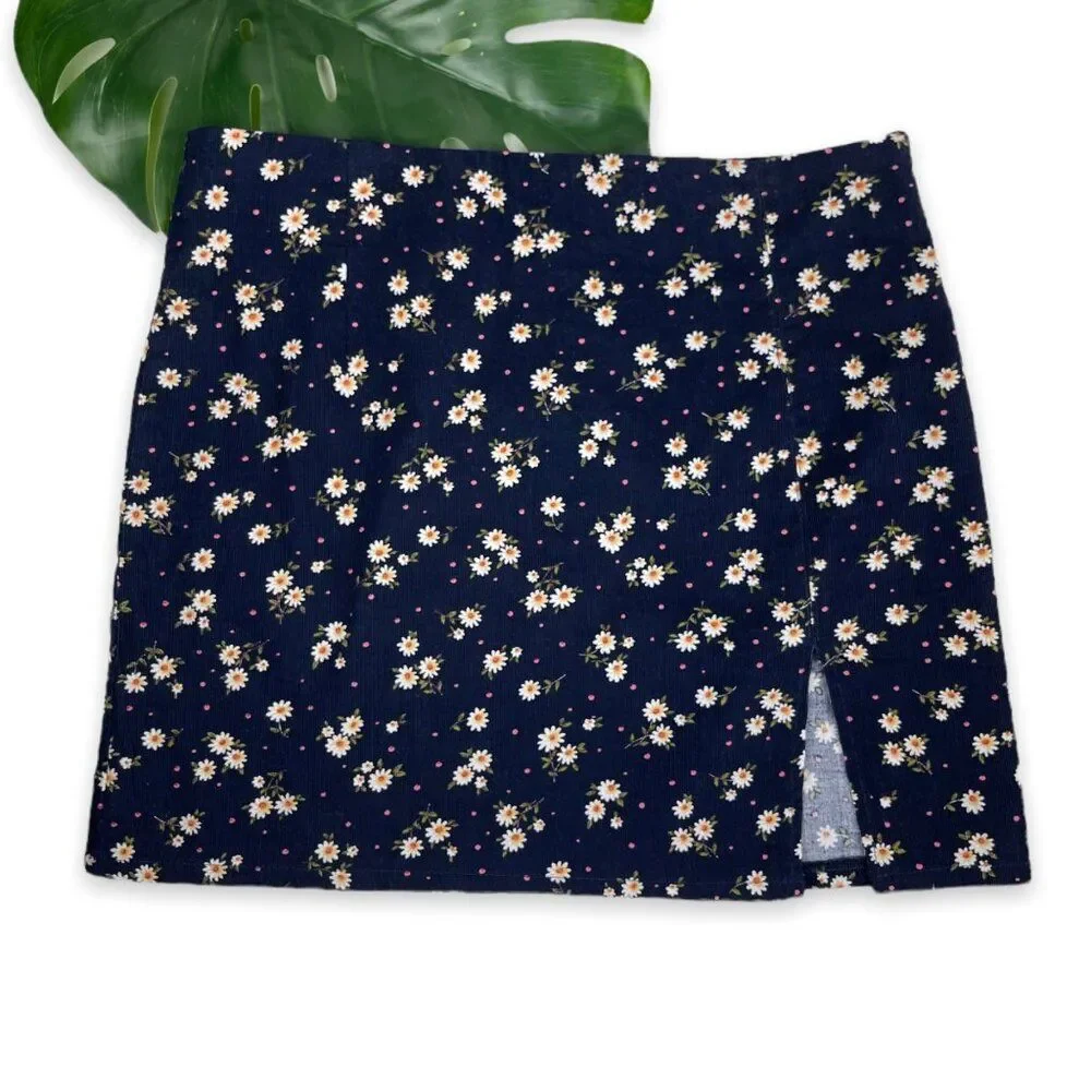 Princess Polly NWT Luisa Daisy Floral 90s Corduroy Mini Skirt